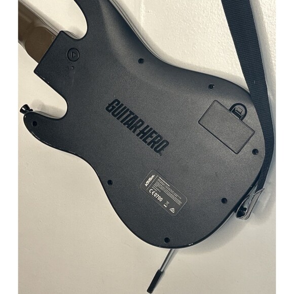 Guitar Hero Live Guitar Controller for PlayStation 3, 4 Xbox 360, One - Picture 5 of 5